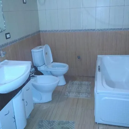 Homestay Shoshi's House. *