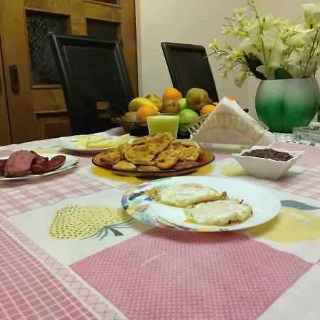 Shoshi's House. Homestay Shkoder